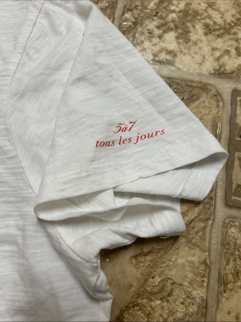 Cinq a Sept New York/Paris tee shirt - Picture 4 of 6